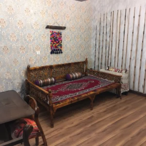 تخت سنتی سفارشی چوب نراد